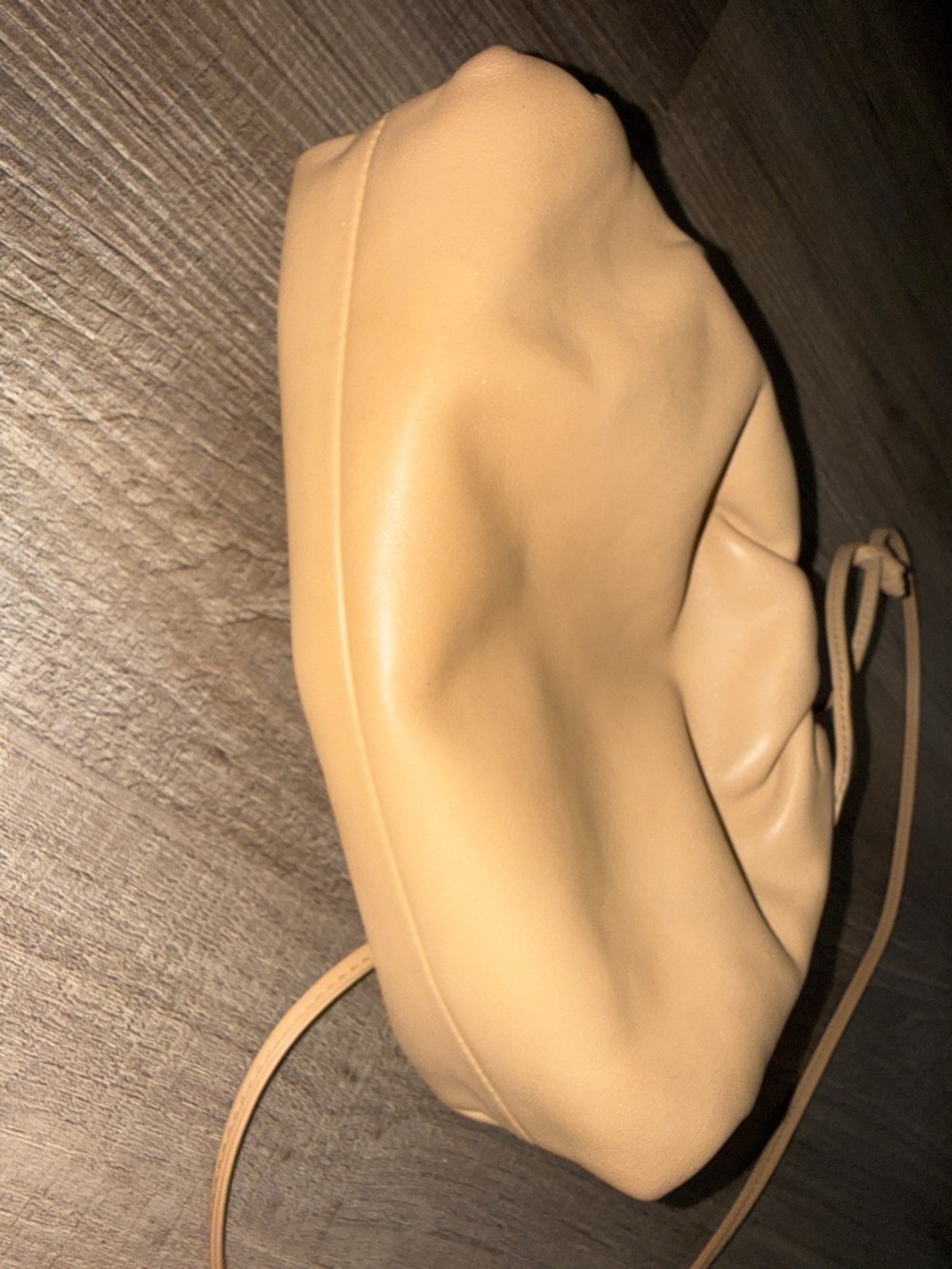💛 💯 AUTH BOTTEGA VENETA MINI POUCH BAG BEIGE TAN💛 - Picture 4 of 8